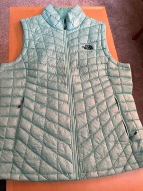 The North Face mint green Quilted Insulated Vest